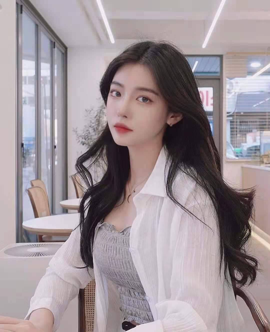 朝阳温柔型妙龄女孩新货.清秀无风尘味.苗条玲珑各种姿势