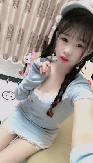 验证一个水嫩水嫩的小美女